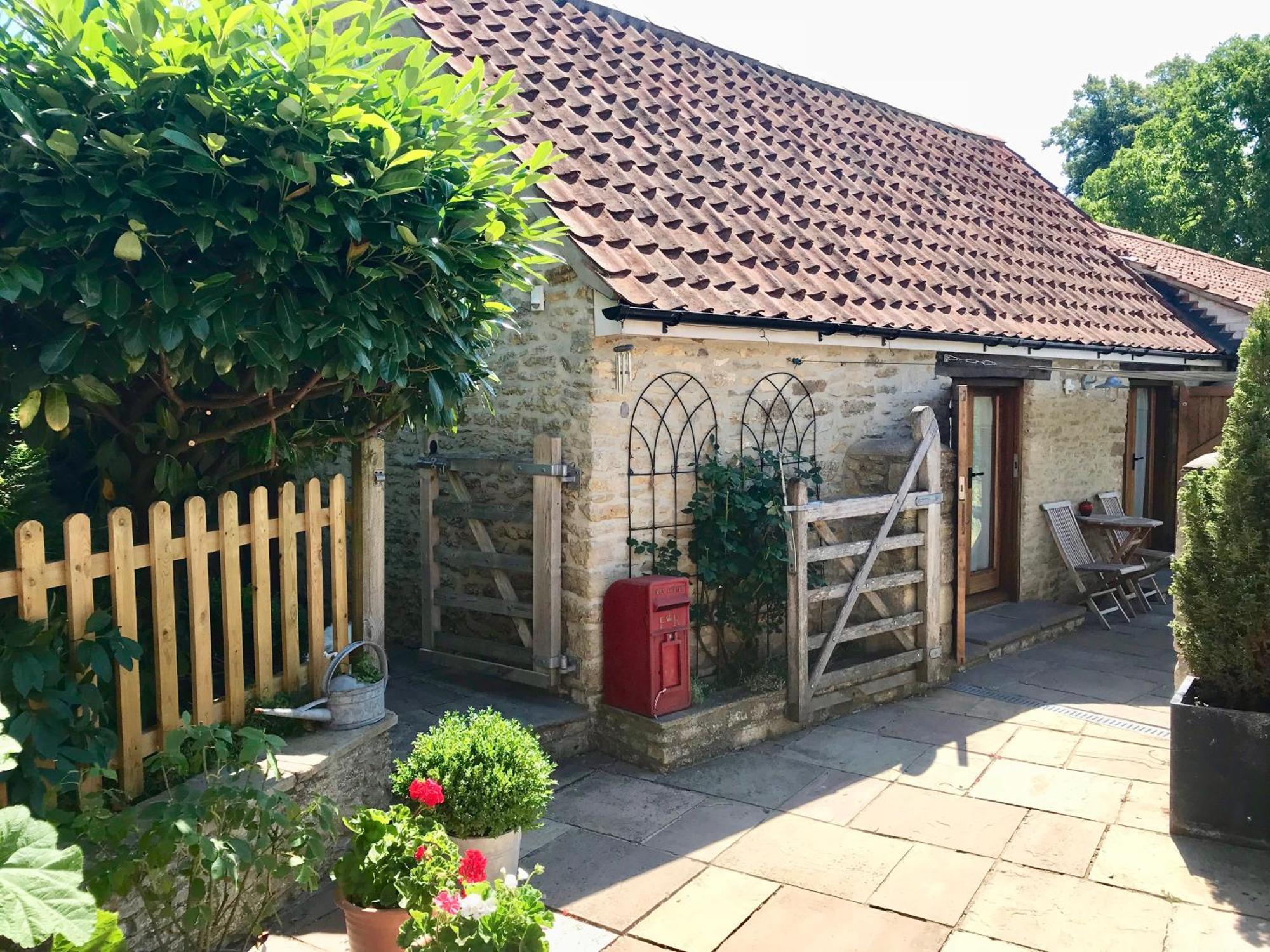 Romantic Little House Near Bath Rode Exterior photo
